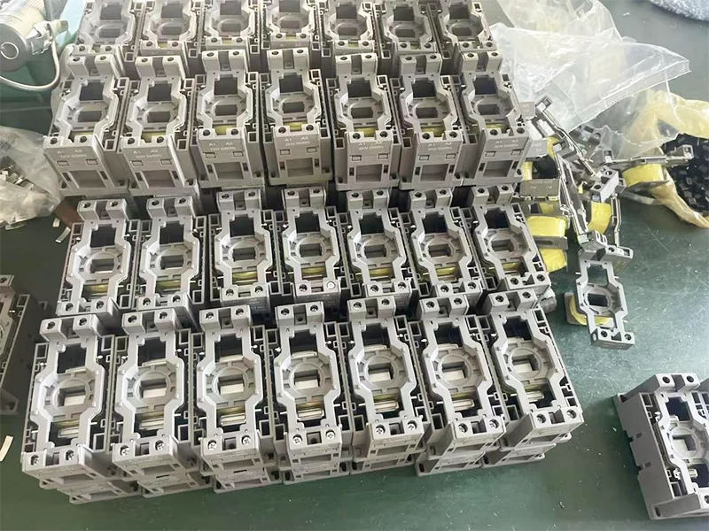 GGMC-85 AC Magnetic Contactor 3P 135A 45KW 2NO+2NC